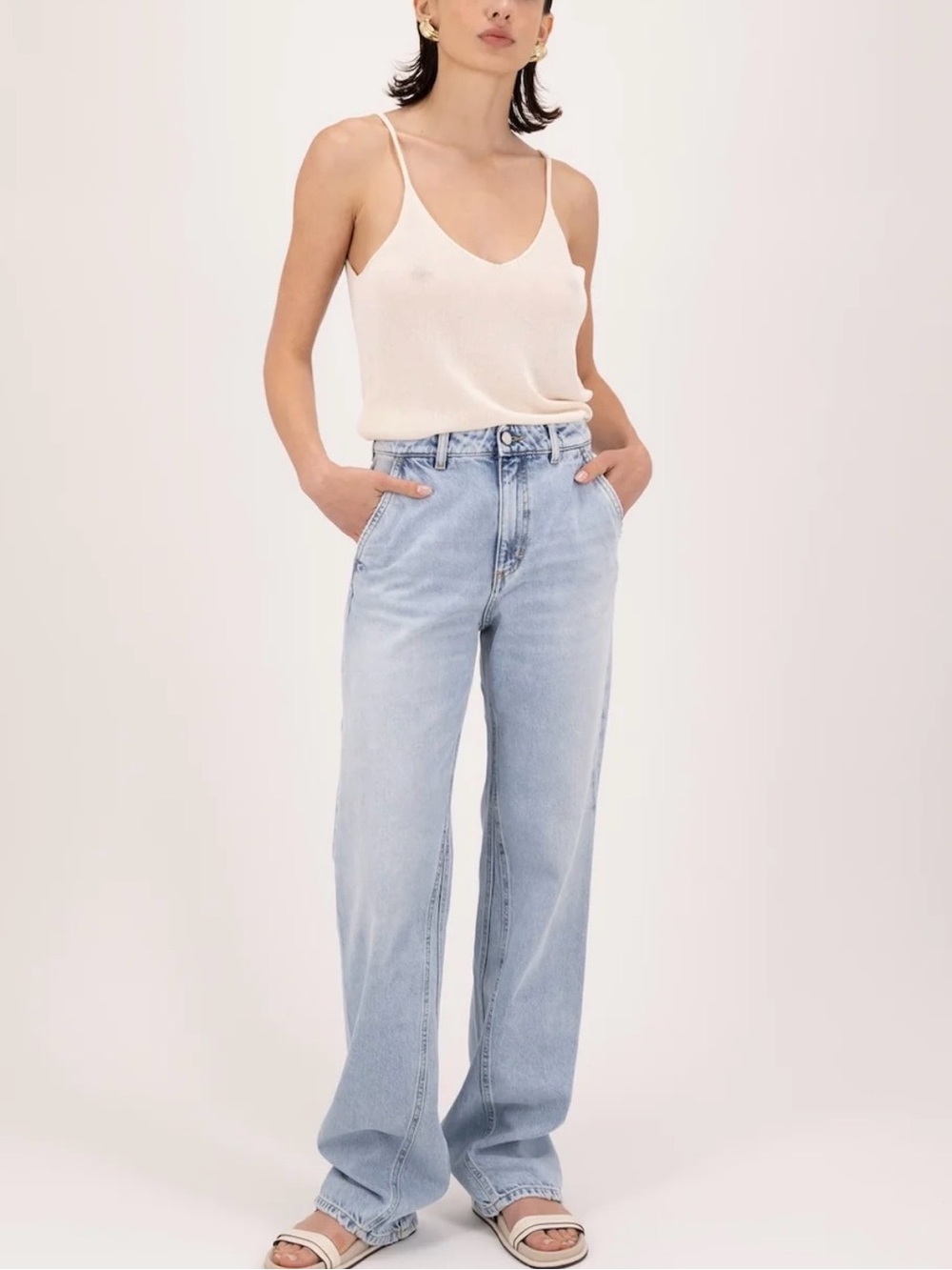 NWT, Icon Denim Annie Straight Leg Jeans, Sky Wash, sz 24